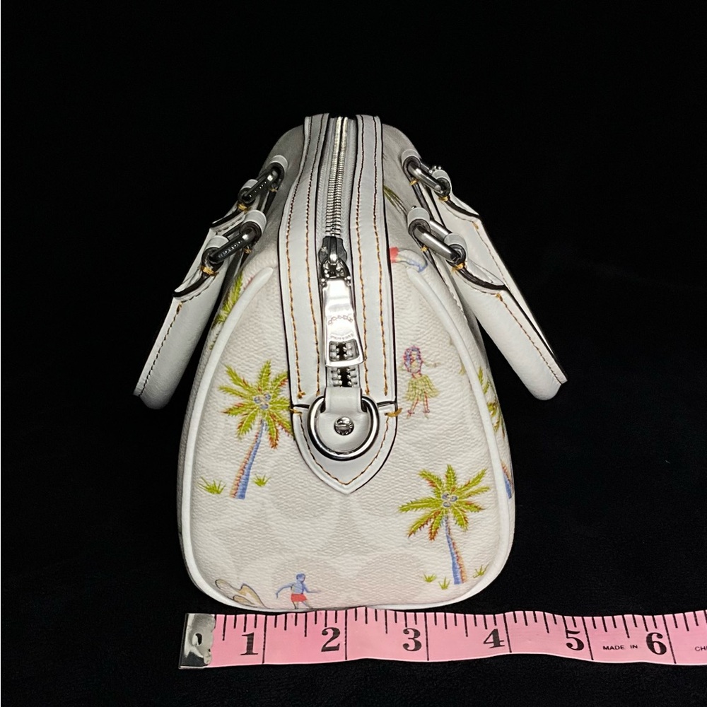 Coach Mini Rowan Hula - Picture 11 of 12